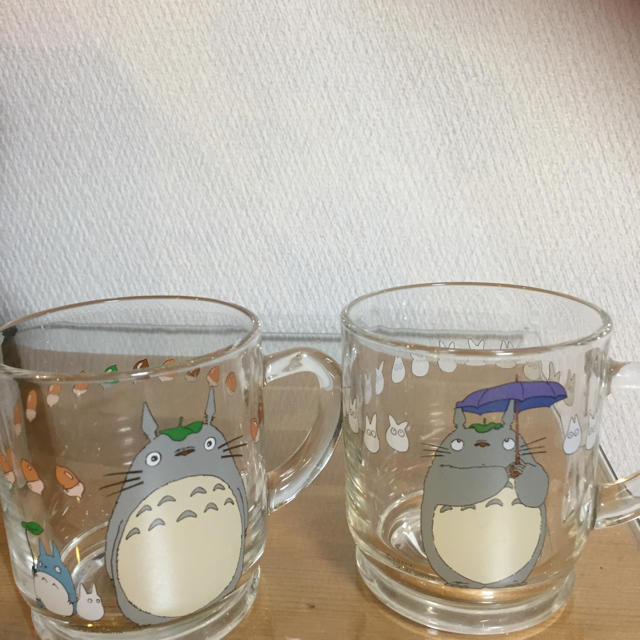 Noritake(ノリタケ)のトトロガラスマグカップ ペア エンタメ/ホビーの美術品/アンティーク(ガラス)の商品写真