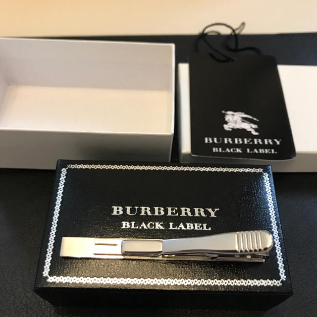 BURBERRY BLACK LABEL(バーバリーブラックレーベル)の売り切れました。バーバリー ネクタイピン タイピン  タイバー メンズのファッション小物(ネクタイピン)の商品写真