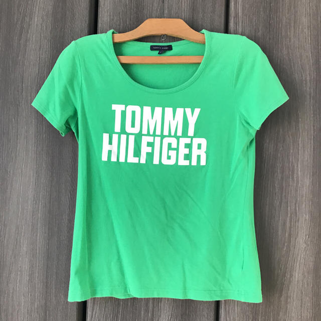 TOMMY HILFIGER(トミーヒルフィガー)のtommy hilfigerのTシャツ レディースのトップス(Tシャツ(半袖/袖なし))の商品写真