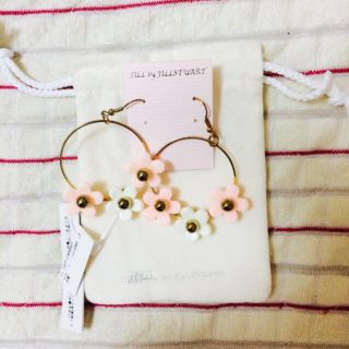 ジルバイジルスチュアート(JILL by JILLSTUART)の値下9/4まで♡お花ピアス(ピアス)