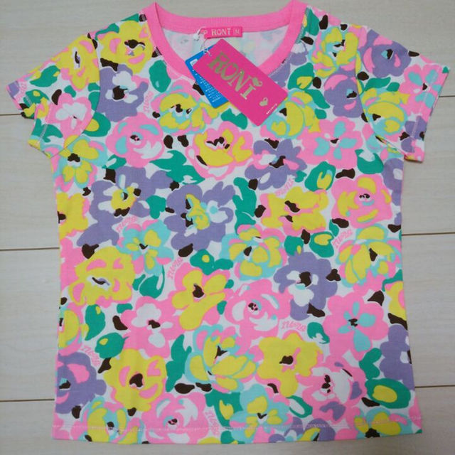 RONI(ロニィ)のRONI♡Mｻｲｽﾞ♡127～137cm♡花柄Tシャツ♡ロニィ キッズ/ベビー/マタニティのキッズ服女の子用(90cm~)(その他)の商品写真