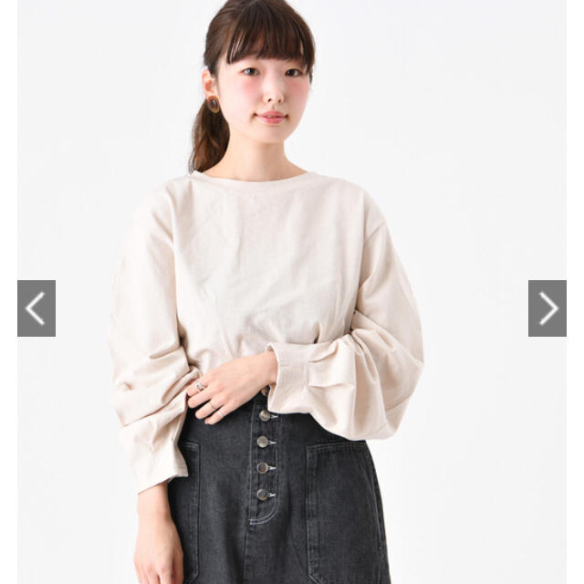 Kastane kastane タック入りショートプルオーバーの通販 by ????????????|カスタネならラクマ 袖シャーリングシアーロンT イエロー kastane