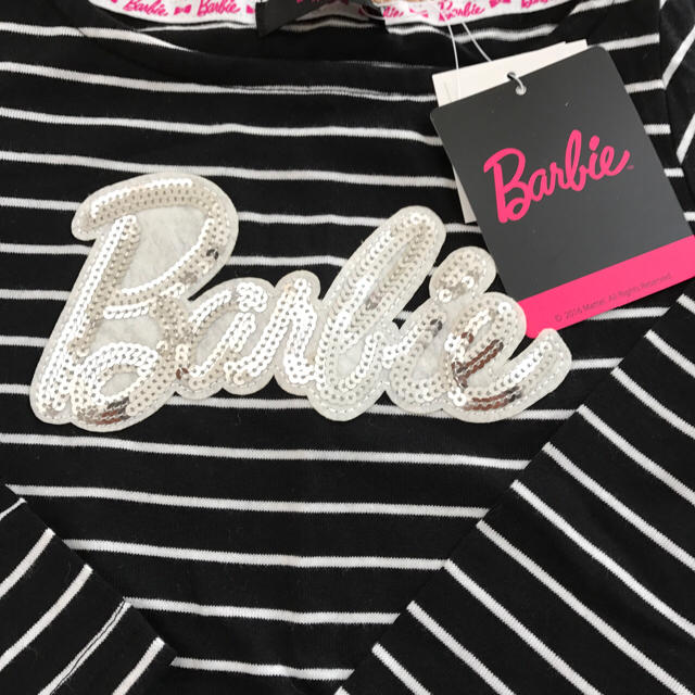 Barbie(バービー)の《限定特価》Barbie バービー ロンT トップス 新品110 ラスト1点 キッズ/ベビー/マタニティのキッズ服女の子用(90cm~)(Tシャツ/カットソー)の商品写真