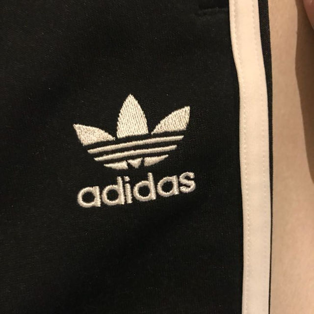 adidas(アディダス)のadidas track pants メンズのパンツ(その他)の商品写真