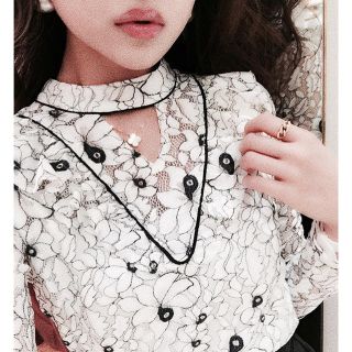 エイミーイストワール(eimy istoire)の★ゆーとん様専用★☆eimy istoire☆フロントフリルレーストップス(シャツ/ブラウス(長袖/七分))