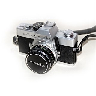 コニカミノルタ(KONICA MINOLTA)のカメラミノルタSRT-101（ボディー＆レンズ)(フィルムカメラ)