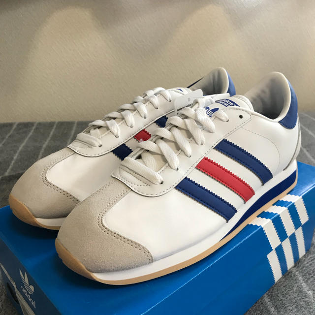 マエストロ 塩辛い 魚 adidas トリコロール スニーカー - academy88.jp