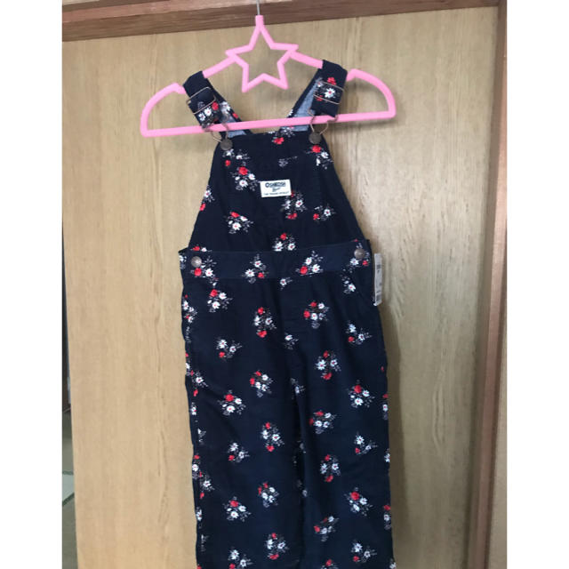 OshKosh(オシュコシュ)の【新品】  オシュコシュ 花柄サロペット キッズ/ベビー/マタニティのベビー服(~85cm)(カバーオール)の商品写真