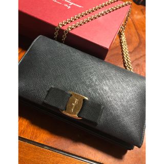 サルヴァトーレフェラガモ(Salvatore Ferragamo)の【期間限定値下げ】フェラガモ チェーンウォレット(ウォレットチェーン)