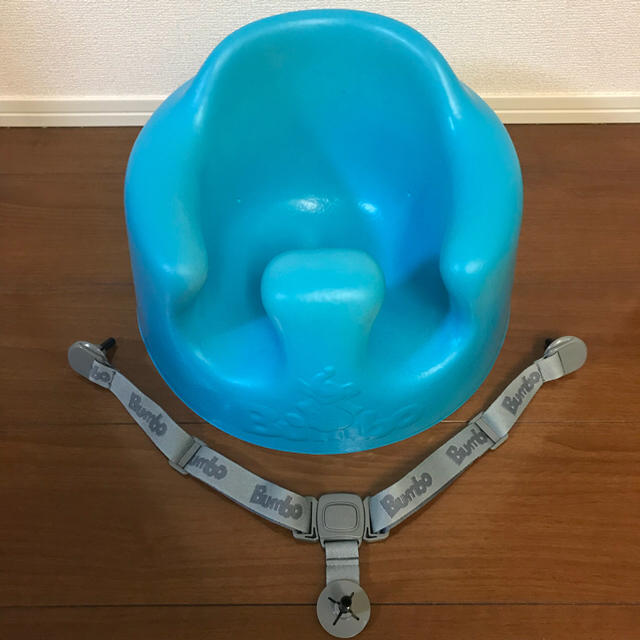 Bumbo(バンボ)のバンボ  キッズ/ベビー/マタニティの寝具/家具(その他)の商品写真