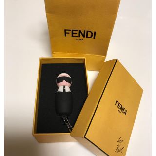 フェンディ(FENDI)の激レア！ フェンディ USB メモリー チャーム (PC周辺機器)