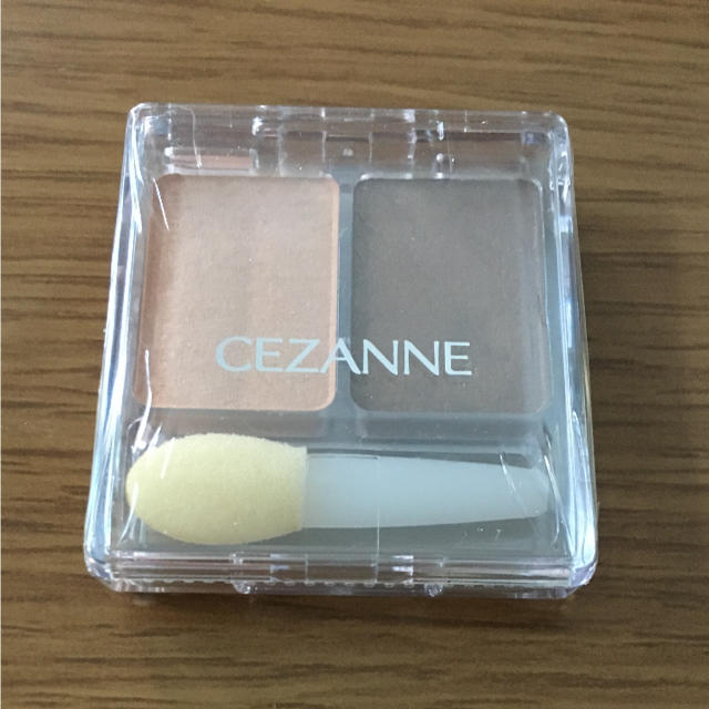 CEZANNE（セザンヌ化粧品）(セザンヌケショウヒン)のセザンヌ  ツーカラーアイシャドウ コスメ/美容のベースメイク/化粧品(アイシャドウ)の商品写真