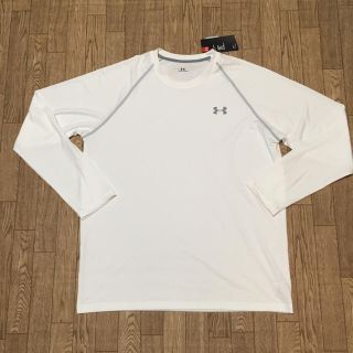 アンダーアーマー(UNDER ARMOUR)の《新品未使用》アンダーアーマー アンダーシャツ  XLサイズ(ウェア)