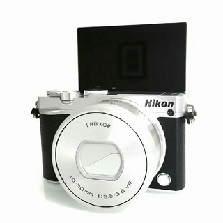 ニコン(Nikon)の最新モデル❤Nikon1 J5 シルバー(ミラーレス一眼)