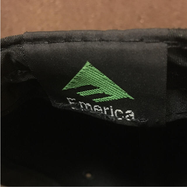 Emerica(エメリカ)の送料込 emerica エメリカ キャップ スナップバック used メンズの帽子(キャップ)の商品写真