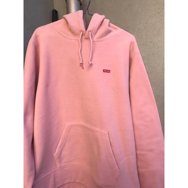 Supreme(シュプリーム)の半タグ付supremePolartecHoodedSweatshirt pink メンズのトップス(Tシャツ/カットソー(半袖/袖なし))の商品写真