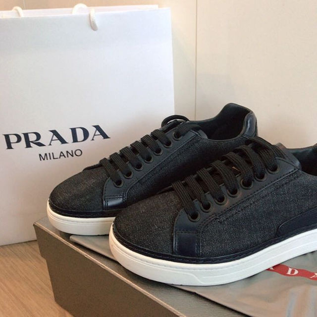 PRADA - PRADA プラダ デニムスニーカー シューズ 靴 ネイビー紺新品未使用 黒白赤
