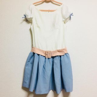 ハニーバンチ(Honey Bunch)のバイカラーリボンワンピース👗(ミニワンピース)