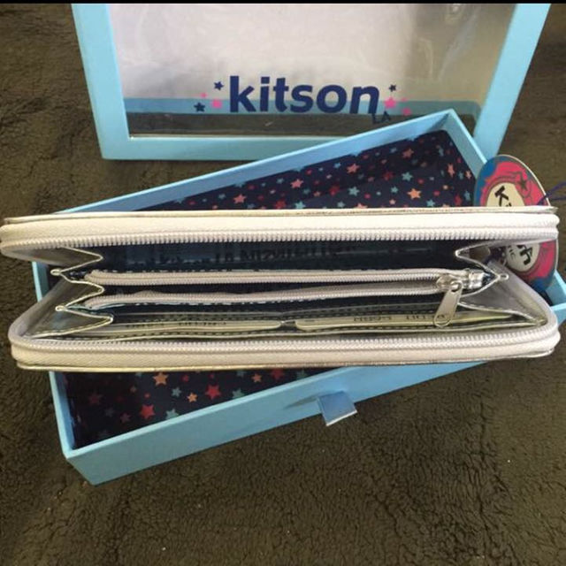 KITSON(キットソン)の☆キットソン ラウンドファスナー長財布☆ レディースのファッション小物(財布)の商品写真