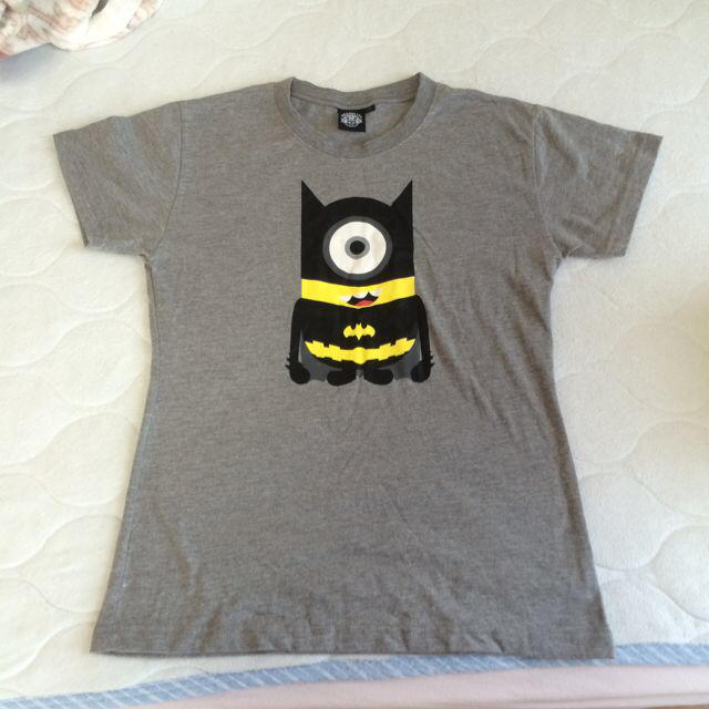 Tシャツ ミニオン×BATMAN レディースのトップス(Tシャツ(半袖/袖なし))の商品写真