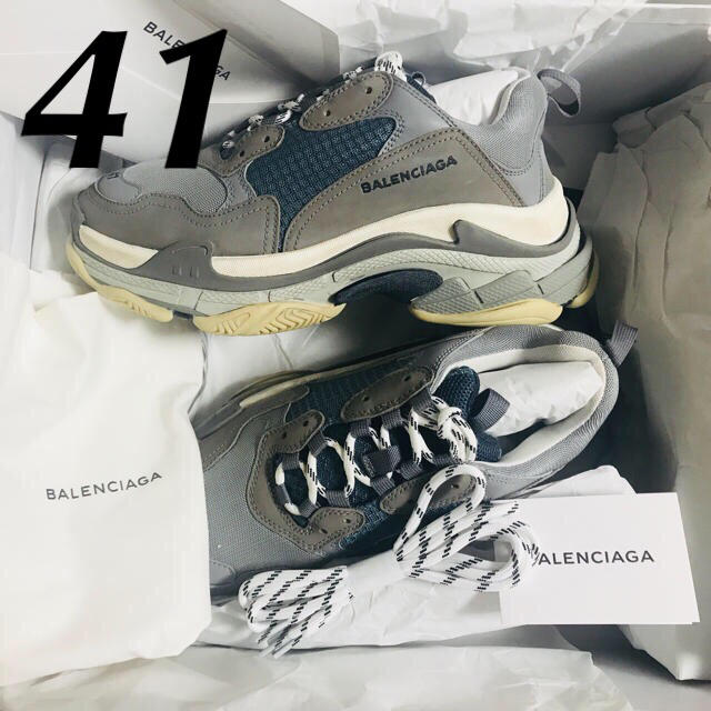 Balenciaga(バレンシアガ)のBalenciaga Triple S grey 41 メンズの靴/シューズ(スニーカー)の商品写真