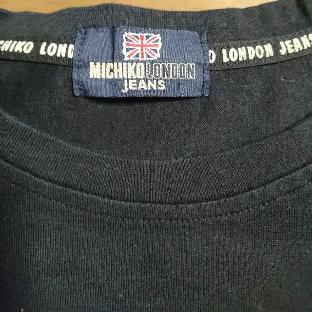 MICHIKO LONDON(ミチコロンドン)のMICHIKOLONDONJEANS大きいサイズ ブラックTシャツ レディースのトップス(その他)の商品写真