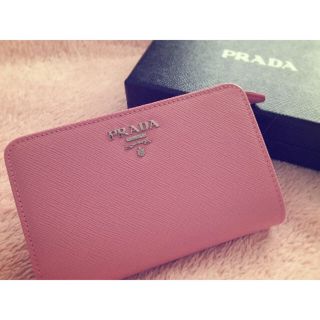 プラダ(PRADA)のPRADA 2つ折り財布♡(財布)