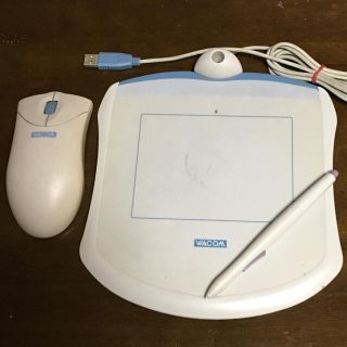 ワコム(Wacom)のペンタブ WACOM ET-0405-U(PC周辺機器)