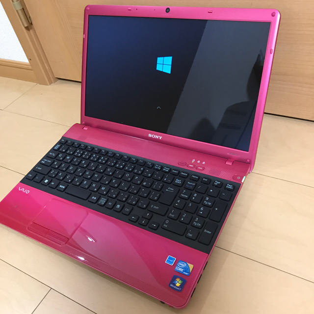 VAIO ピンク ノートパソコンの通販 by 凛｜ラクマ