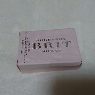 バーバリー(BURBERRY)のバーバリーブリットシアーフォーハーオードトワレ(香水(女性用))