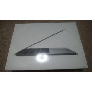 アップル(Apple)の【未開封新品】2017モデルMacBook Proスペースグレイ(ノートPC)