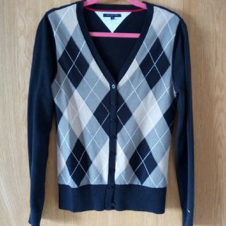 トミーヒルフィガー(TOMMY HILFIGER)のレディースゴルフウェアトミーヒルフィガーアーガイル長袖カーディガン 黒(ウエア)