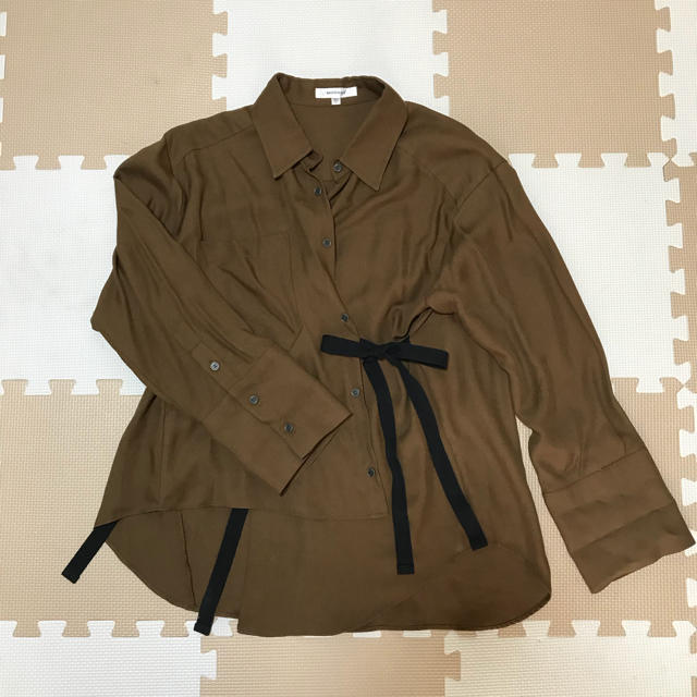 moussy(マウジー)のmoussy シャツ レディースのトップス(シャツ/ブラウス(長袖/七分))の商品写真