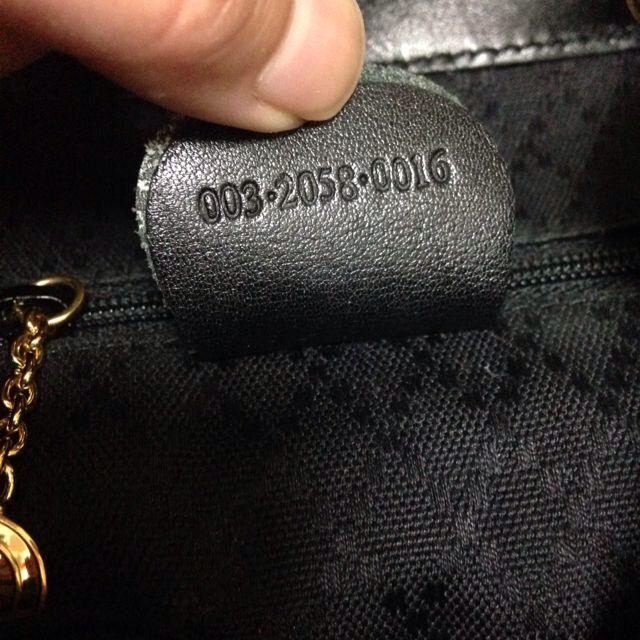 Gucci(グッチ)のGUCCI リュック レディースのバッグ(リュック/バックパック)の商品写真
