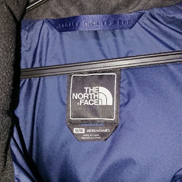 THE NORTH FACE(ザノースフェイス)の最安メンズM NORTH FACE Nuptse International メンズのジャケット/アウター(ダウンジャケット)の商品写真