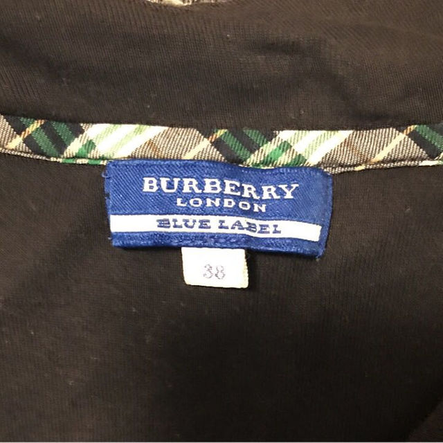 BURBERRY BLUE LABEL(バーバリーブルーレーベル)の期間限定値下げ‼︎＊バーバリーブルーレーベル ネイビー 38＊ レディースのトップス(トレーナー/スウェット)の商品写真