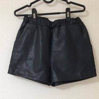 ローズバッド(ROSE BUD)のROSE BUD レザーショートパンツ(ショートパンツ)