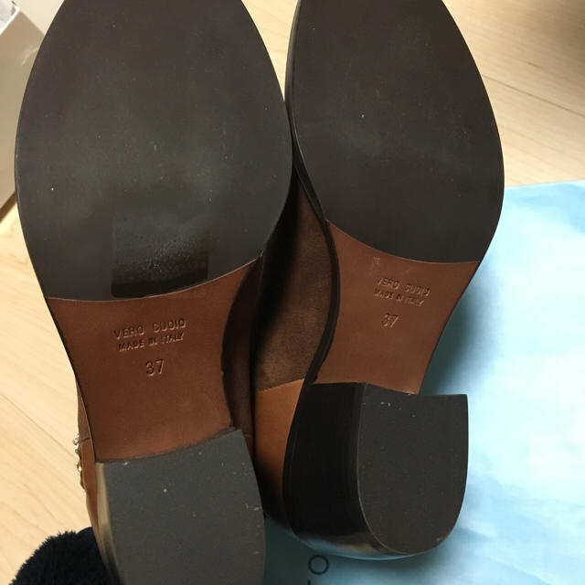 TOMORROWLAND(トゥモローランド)の新品未使用 トゥモローランドショートブーツ レディースの靴/シューズ(ブーツ)の商品写真