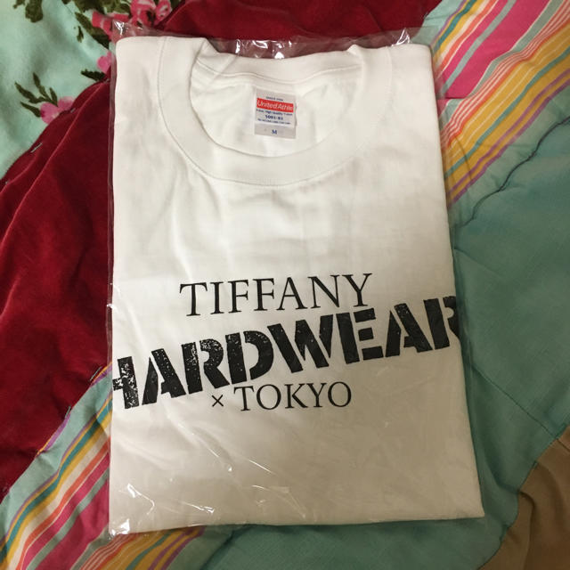 Tiffany & Co.(ティファニー)の【新品】Tiffany Hardwear×Tokyo Tシャツ  ティファニー レディースのトップス(Tシャツ(半袖/袖なし))の商品写真