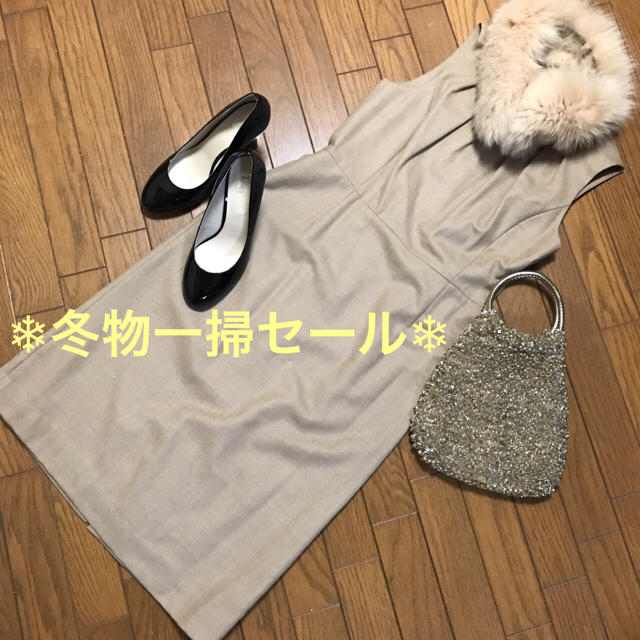 Banana Republic(バナナリパブリック)の❄︎冬物一掃セール❄︎ 【1回のみ使用】バナリパ ウールワンピース(サイズ6) レディースのワンピース(ひざ丈ワンピース)の商品写真