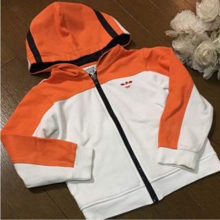 アルマーニ ジュニア(ARMANI JUNIOR)の専用です。アルマーニ パーカー 4A(Tシャツ/カットソー)