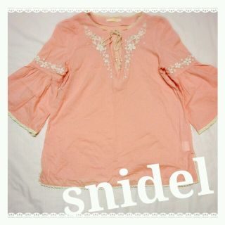 スナイデル(SNIDEL)のsnidel*ｻｰﾓﾝﾋﾟﾝｸtops(Tシャツ(長袖/七分))