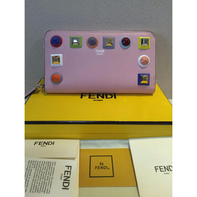 FENDI(フェンディ)のFENDI フェンディ 長財布 レディースのファッション小物(財布)の商品写真