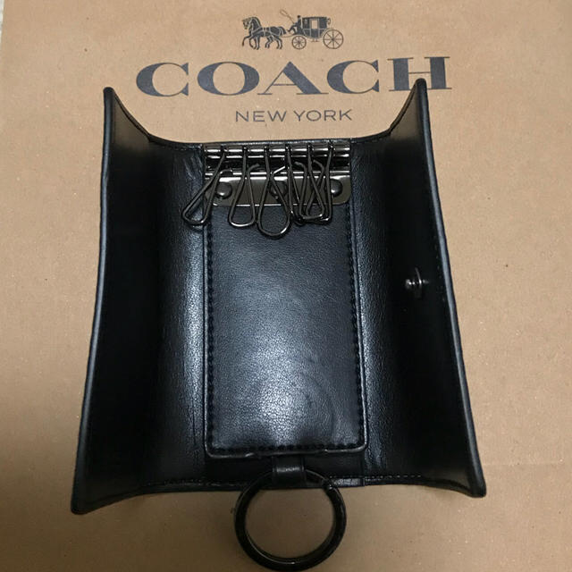 COACH(コーチ)の【売り切れました】週末限定、価格☆花柄COACH（コーチ） 6連キーケース レディースのファッション小物(キーケース)の商品写真