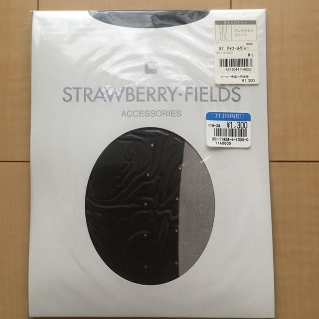 STRAWBERRY-FIELDS(ストロベリーフィールズ)の【新品未開封】ストロベリーフィールズ バックラインストーンストッキング M〜L レディースのレッグウェア(その他)の商品写真