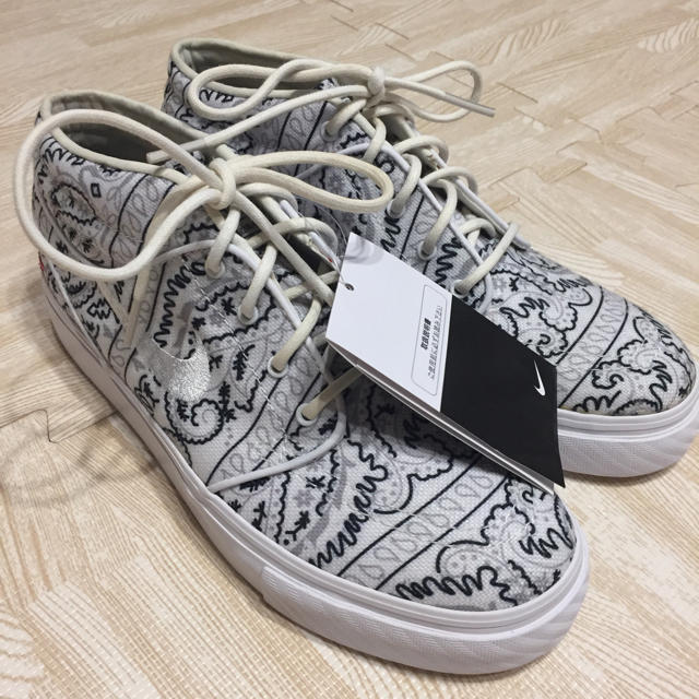 nike stefan janoski ステファン ジャノスキー