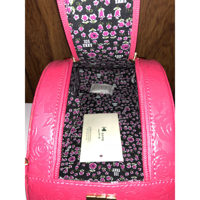 ANNA SUI(アナスイ)のレア☆ アナスイ モーターカー 車 バッグ 定価3万円（ピンク） レディースのバッグ(ハンドバッグ)の商品写真