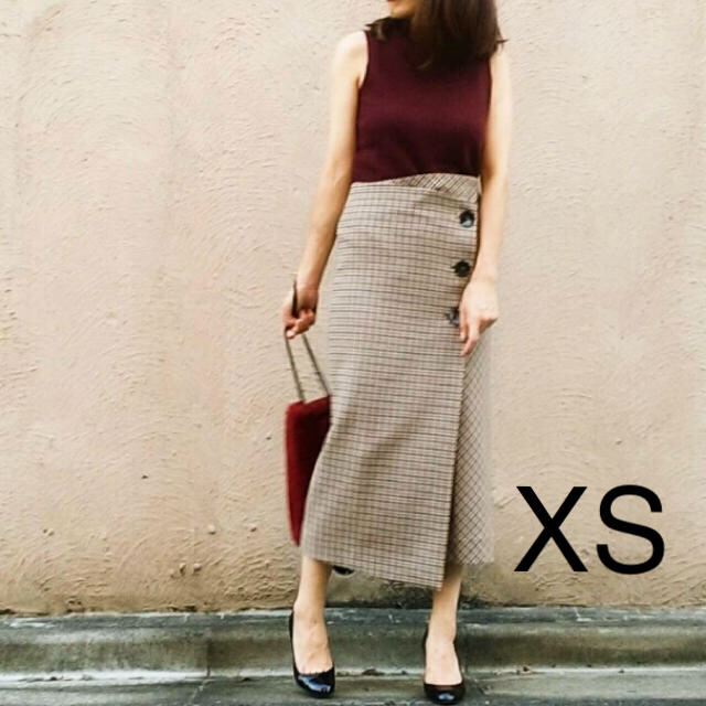 ZARA(ザラ)のザラ zara  ミディ丈ラップスタイルスカート XS チェックスカート レディースのスカート(ひざ丈スカート)の商品写真