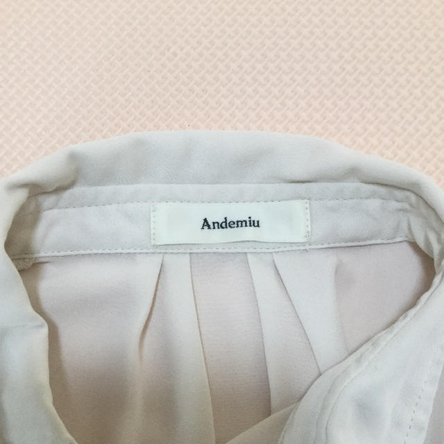 Andemiu(アンデミュウ)のブラウス レディースのトップス(シャツ/ブラウス(長袖/七分))の商品写真