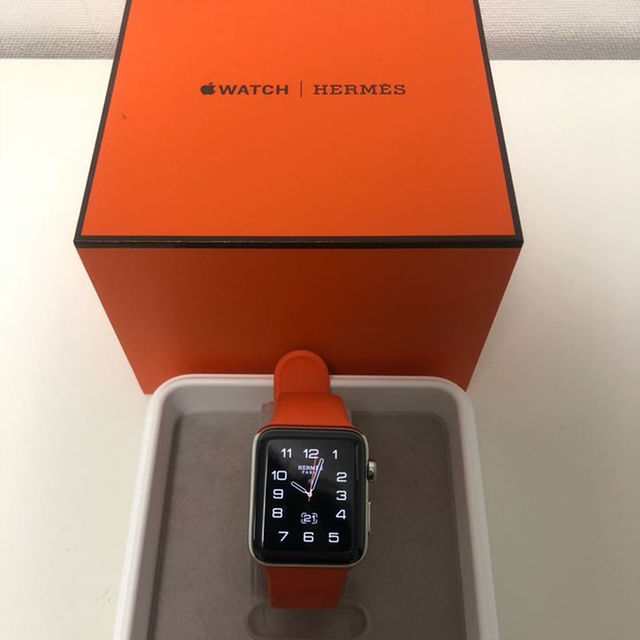 Apple(アップル)の42mm Apple watch series2 HERMES スマホ/家電/カメラのスマートフォン/携帯電話(その他)の商品写真